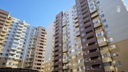 Два сертификата на жильё вручили молодым семьям в Железноводске