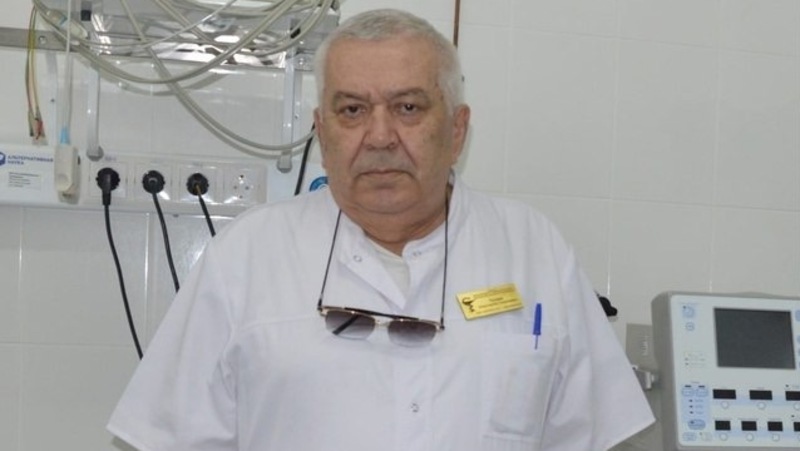 Старейшего железноводского доктора с Днём Рождения поздравил краевой минздрав
