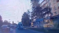 Железноводский подросток катался по городу, зацепившись за автобус