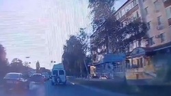 Железноводский подросток катался по городу, зацепившись за автобус