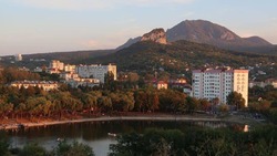 Озеро в парке Говорухина в Железноводске очистят от мусора