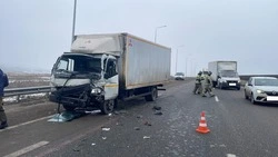 В Иноземцево злостный нарушитель ПДД врезался в фуру
