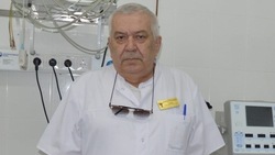 Старейшего железноводского доктора с Днём Рождения поздравил краевой минздрав
