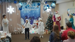 В Железноводске для детей устроили новогодний праздник