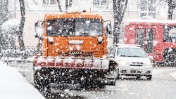 Почти 500 км дорог очистили от снега в Железноводске за ночь