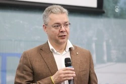 Губернатор Владимиров поручил увеличить объёмы коронавирусного тестирования в регионе