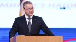 Губернатор Владимиров: в 2023 году продолжат выполнять проекты развития территорий