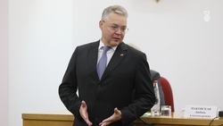 Губернатор поздравил ставропольских дорожников с профессиональным праздником