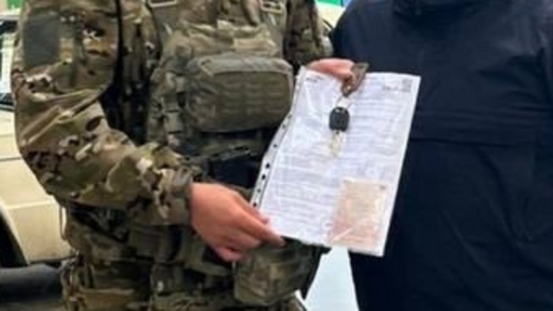 Мэр Железноводска доставил бронированный автомобиль в зону СВО