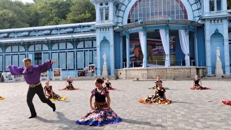 Танцы и мастер-классы состоятся в Курортном парке Железноводска в День семьи