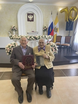 Пара из Железноводска отметила 70 лет со дня свадьбы