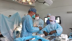 В больнице Железноводска провели две операции по замене коленного сустава за день 