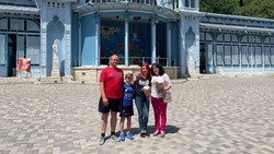 После двухмесячной разлуки мариупольская семья встретилась в Железноводске