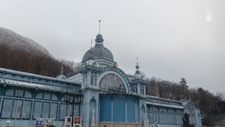 Пушкинскую галерею помыли впервые за 200 лет в Железноводске